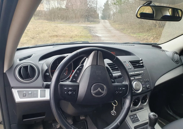 Mazda 3 cena 15500 przebieg: 215208, rok produkcji 2009 z Sokółka małe 137